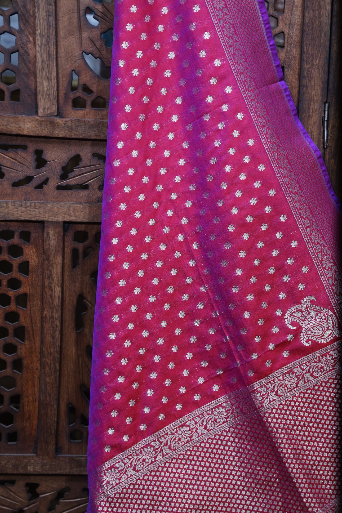 Esra's Handloom Banarasi Semi- Silk Zari Booti Jamuni Ombre Colored Dupatta