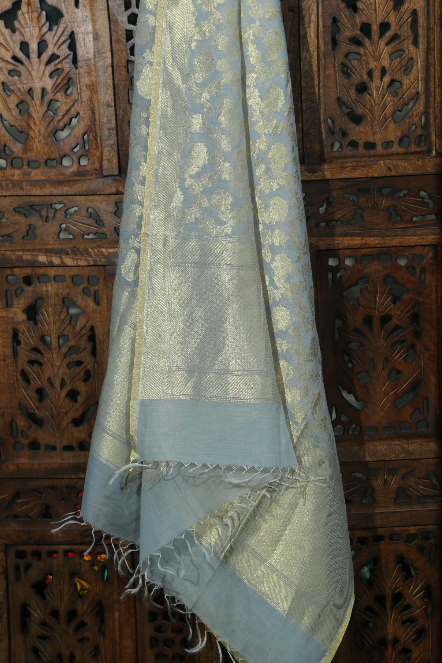 Esra's Handloom Banarasi Cotton Kora Silk Zari Cutwork Jaal and Booti Dupatta