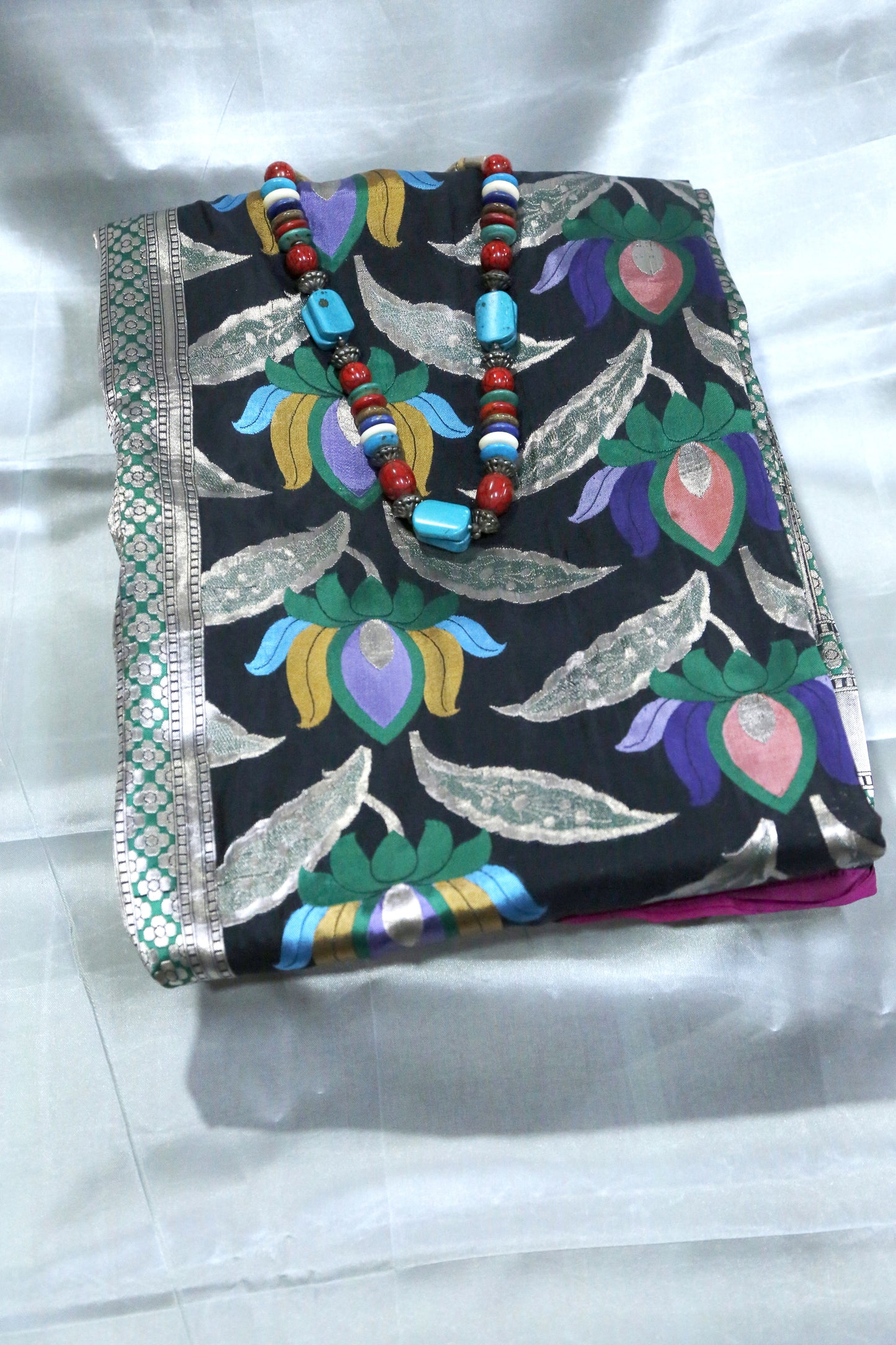 Esra's Handloom/Handwoven Banarasi Kadwa Weave Cut Work Katan Silk Saree