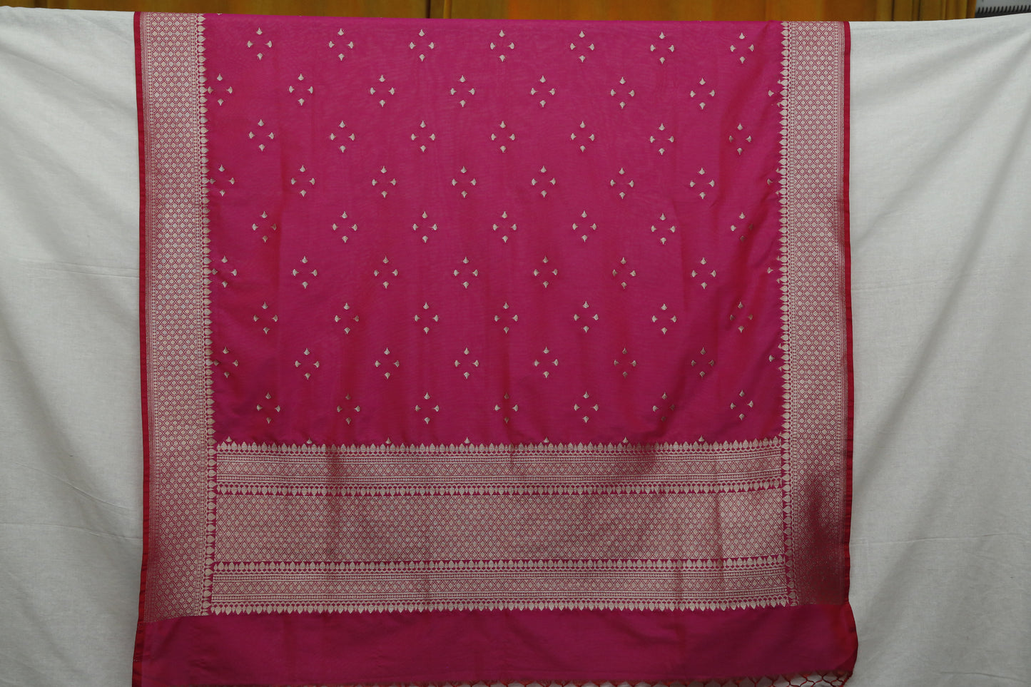 Esra's Handloom Banarasi Semi-Silk Zari Booti Bright Pink Colored Dupatta