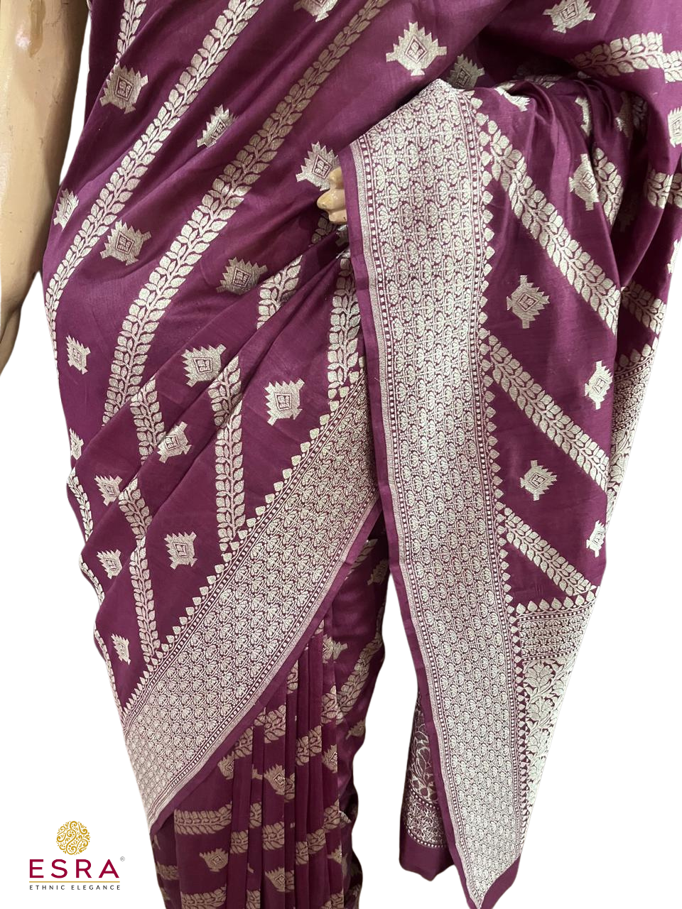 Esra's Hanloom/Handwoven Banarasi Chiniya Silk Saree