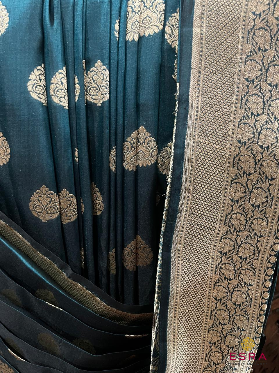 Esra's Handloom/Handwoven Banarasi Semi-Katan Silk Saree
