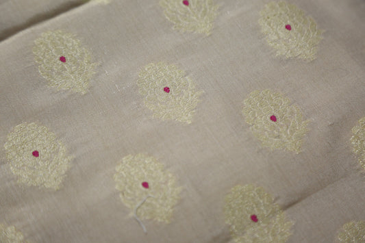 Esra's Banarasi Handcrafted Brocade Silk Table Runner