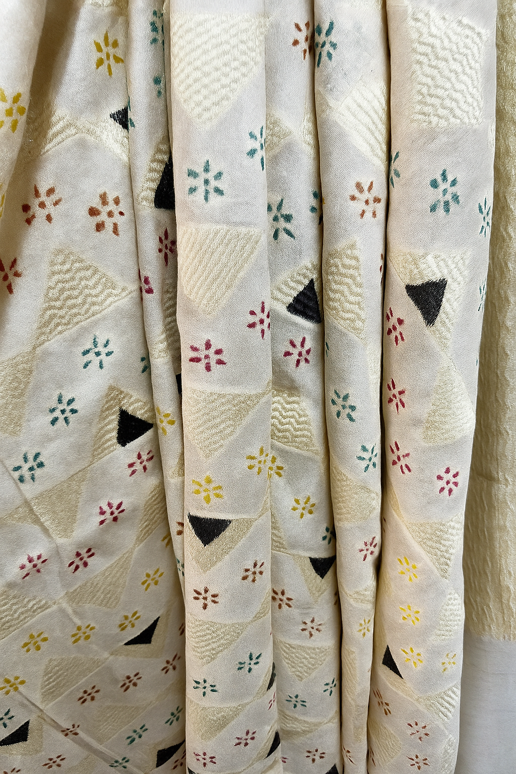 Esra's Handloom/Handwoven Banarasi Semi-Moonga Silk Dupatta