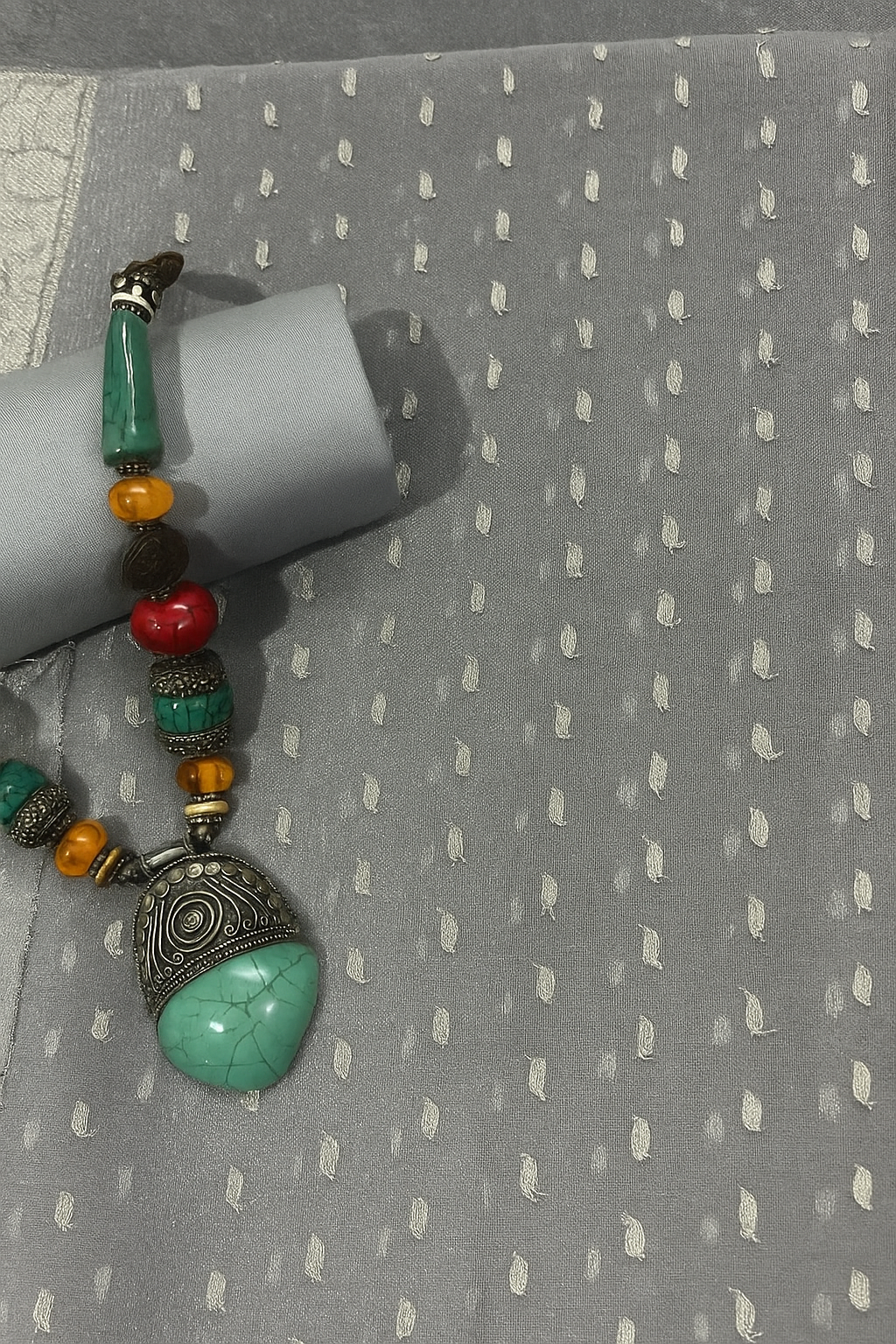 Esra's Handloom/Hand Woven Banarasi 3 Pc Chiffon Khaddi Georgette Fabric.
