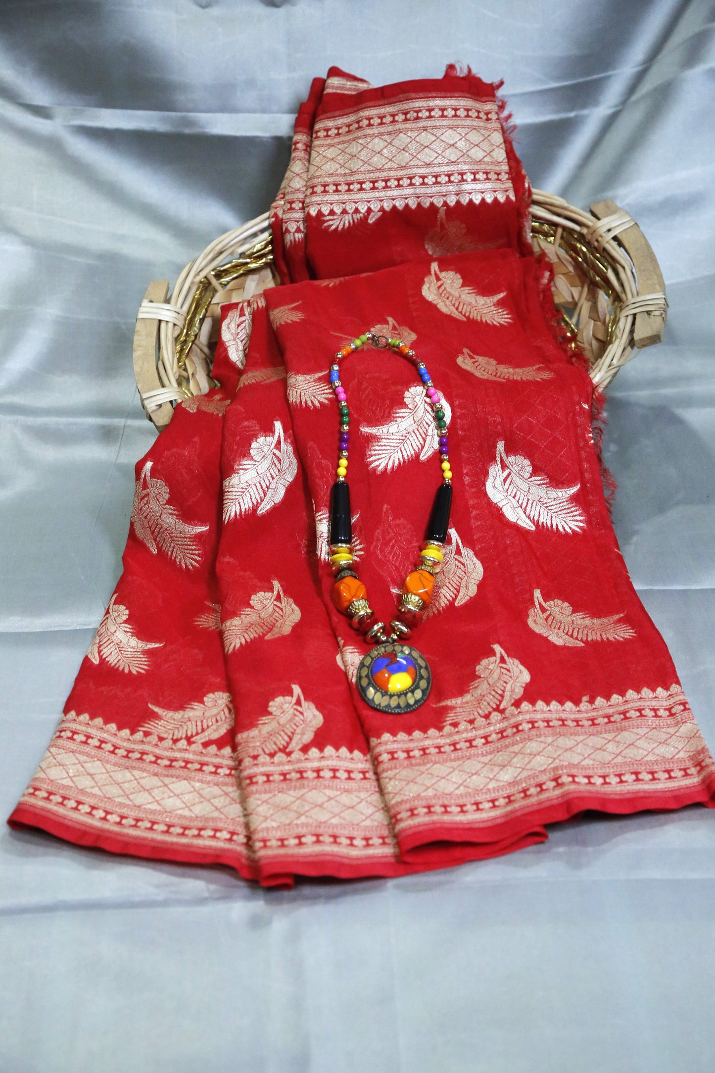 Esra Handloom/Handwoven Banarasi Semi Khaddi Georgette Saree