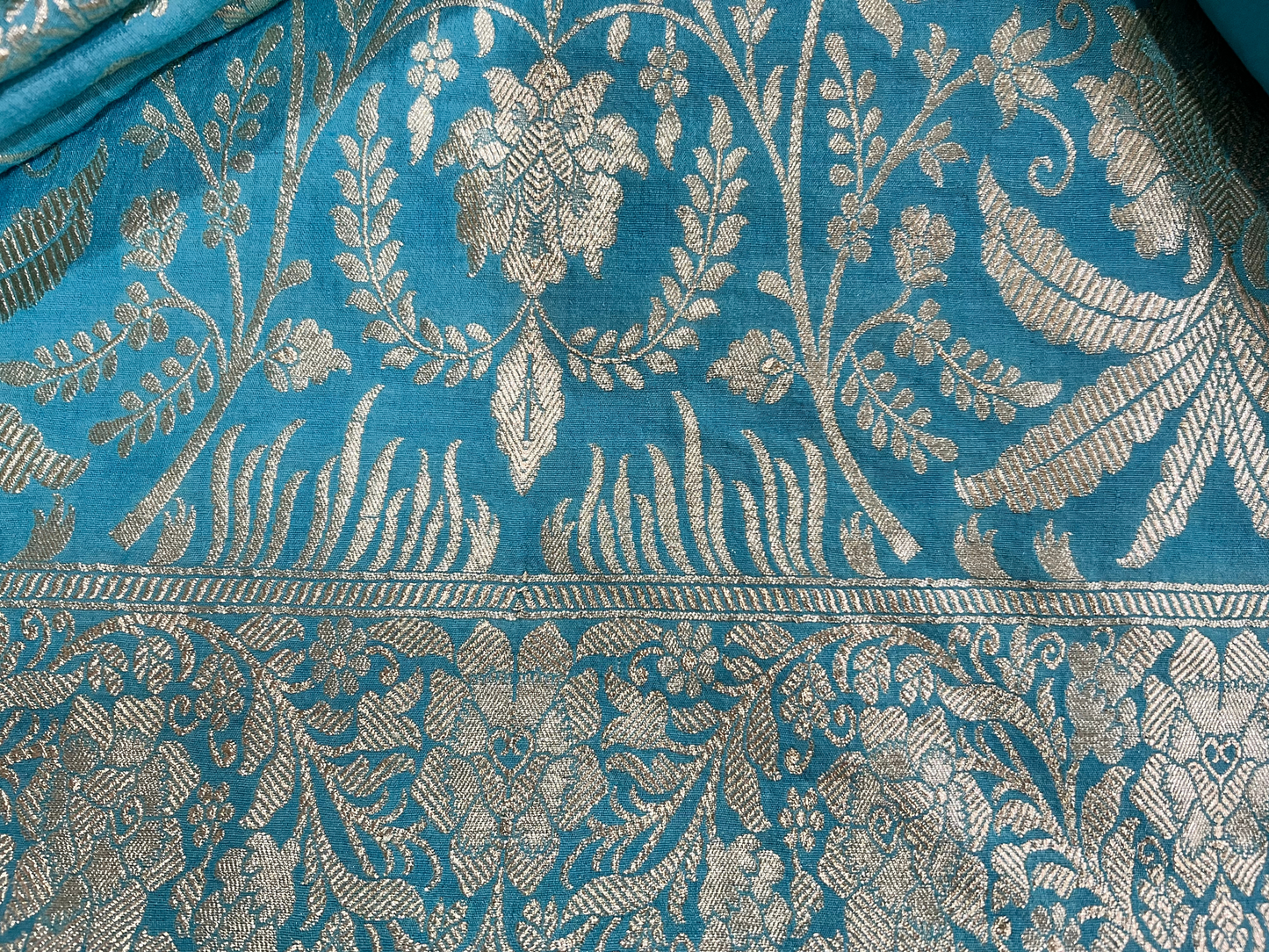 Esra's Handloom/Hnadwoven Banarasi 3Pc Munga Silk Suit