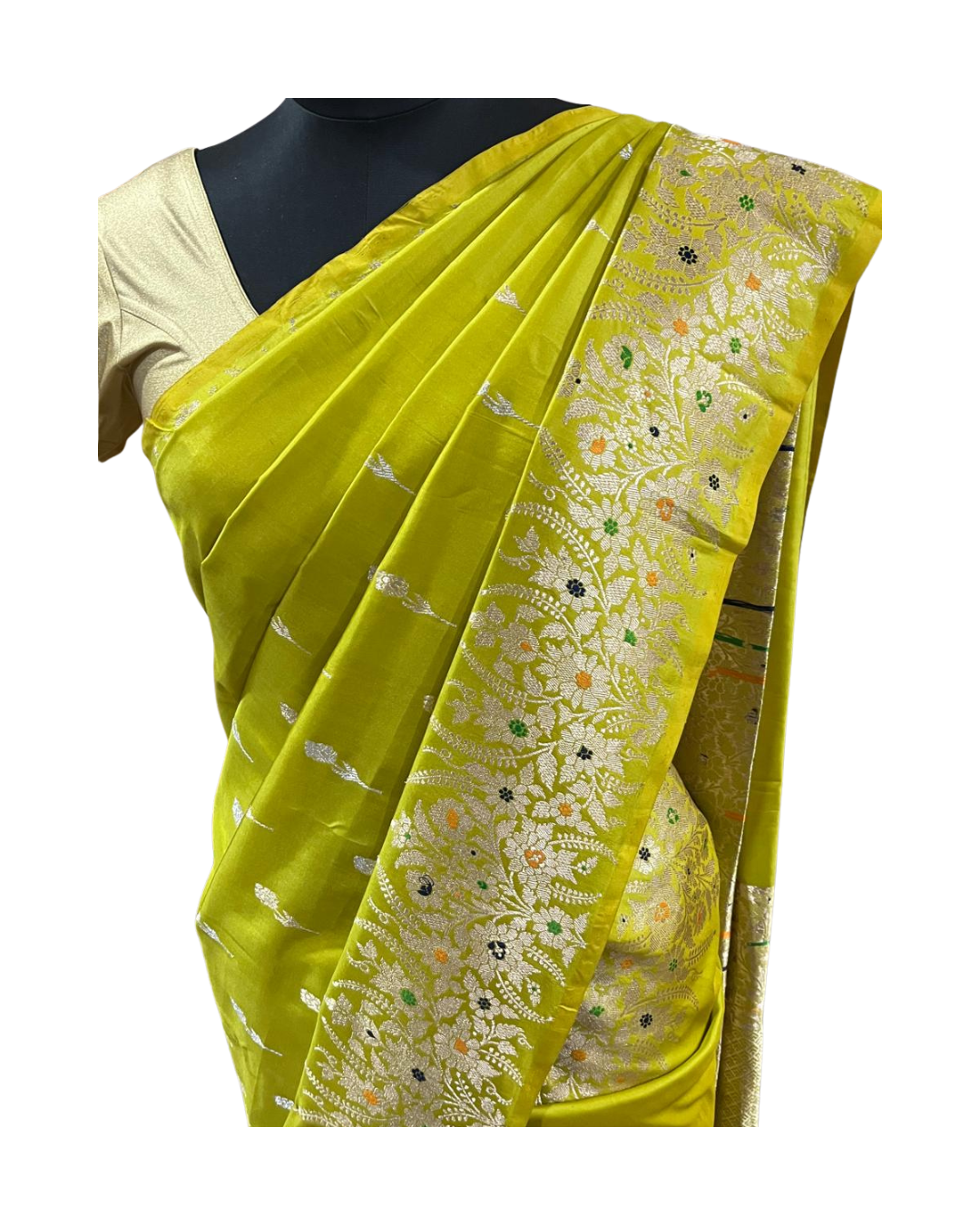 Esra Banarasi Handloom / Handwoven  Katan Silk Saree